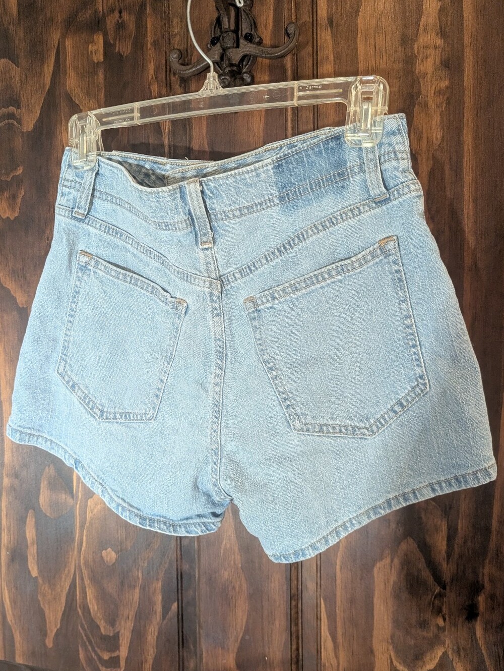 Abercrombie & Fitch High Rise Linen-Blend Denim Shorts - Picture 2 of 6